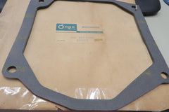 102-0451 Onan Gasket-Oil Base for MDJE (Spec A-AA) 8/8/2024 THIS PART IS IN STOCK 8/8/2024