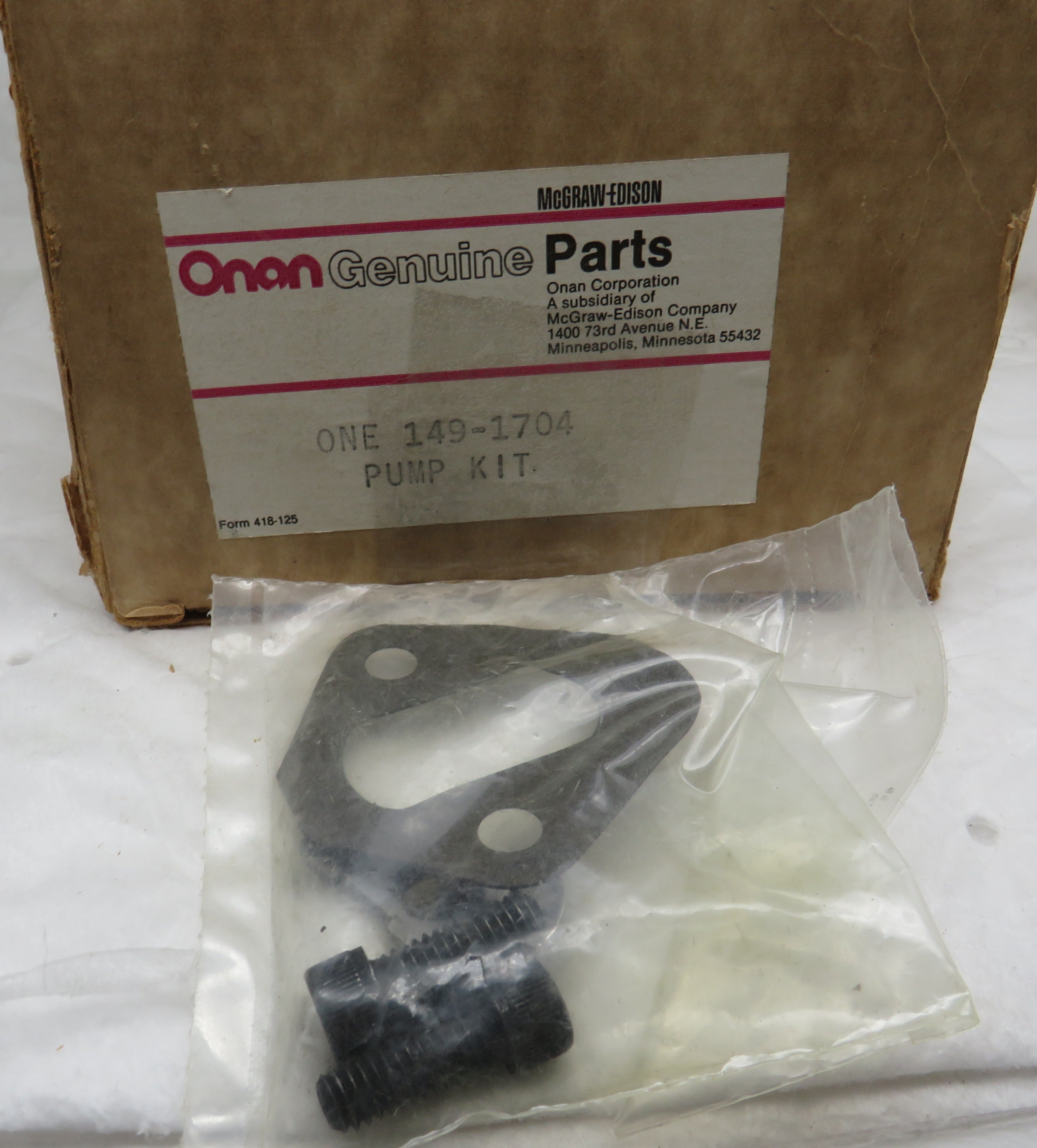 149-1704, 149-1790, 149-1003 & 149-1020 Onan Fuel Pump Series DJC (OBSOLETE) Includes Gasket 149-0792 & (2) Fuel Pump Washers 149-1307 8/14/2024 THIS PART IS IN STOCK 8/14/2024